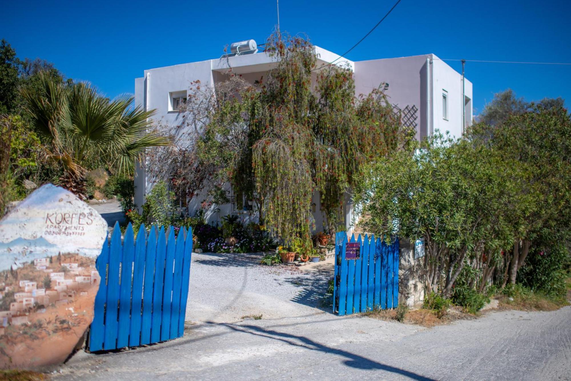 Korfes Apartments Kamilari Exterior photo